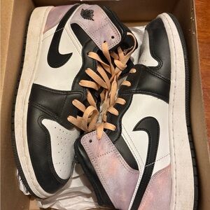 Nike Air Jordan 1 Mid Black White Mauve 7Y (women’s 8.5)